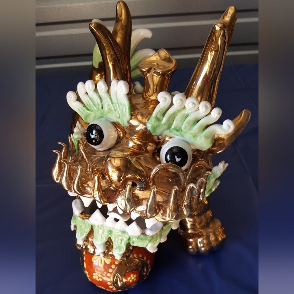 Unique Set of 2 Porcelain Chinese Foo Dogs